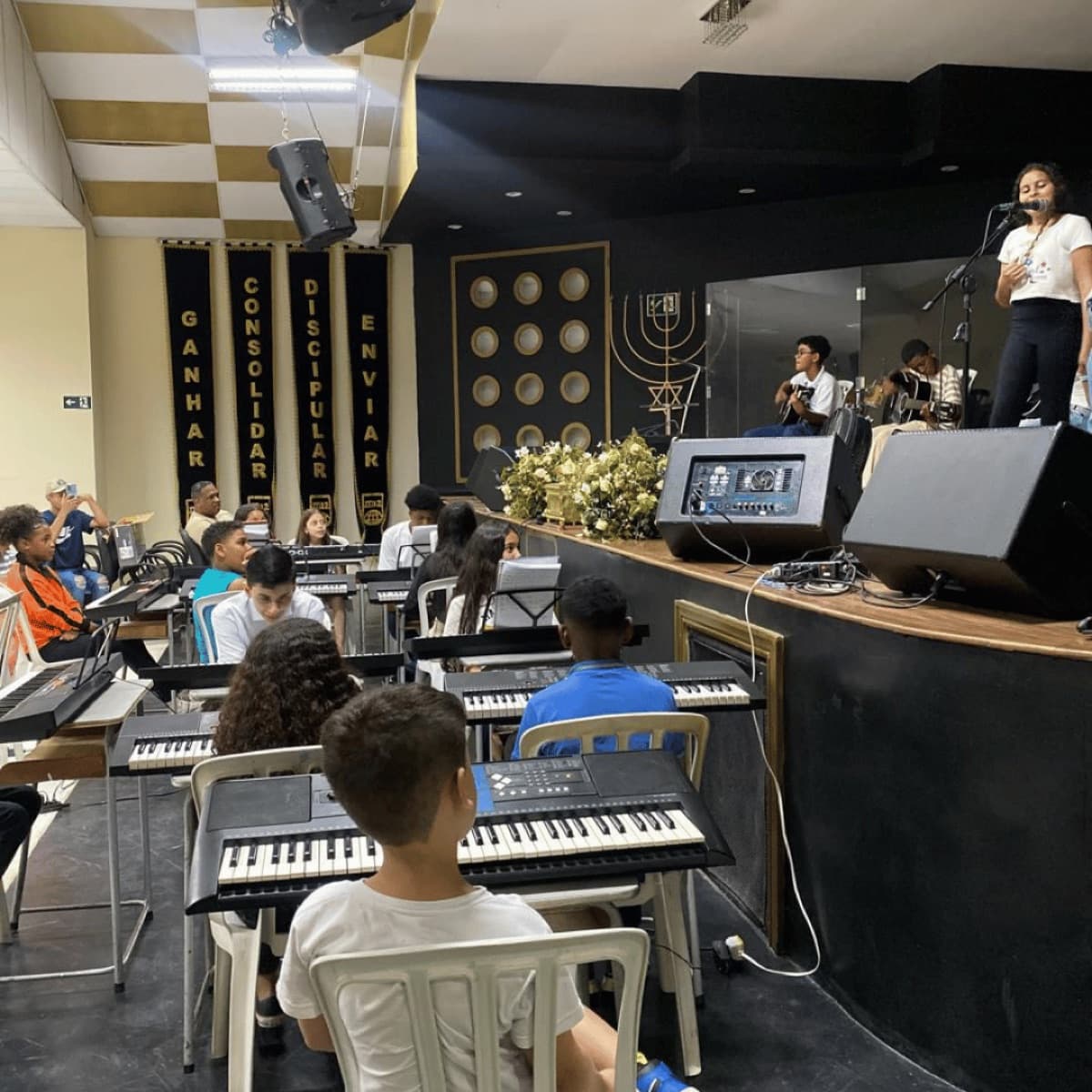 Ação social da rede OSCONE